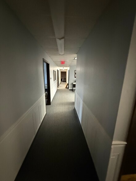More Photos Of 6 Westbury Dr, Saint Charles Office For Lease