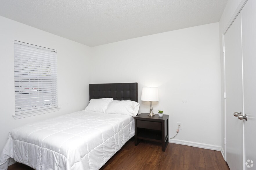 More Photos Of 1146 Old Central Rd, Central Apartments For Sale