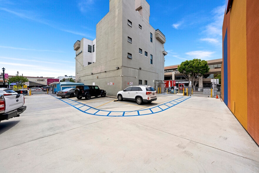 More Photos Of 500-502 University Ave, San Diego Loft Creative Space For Lease