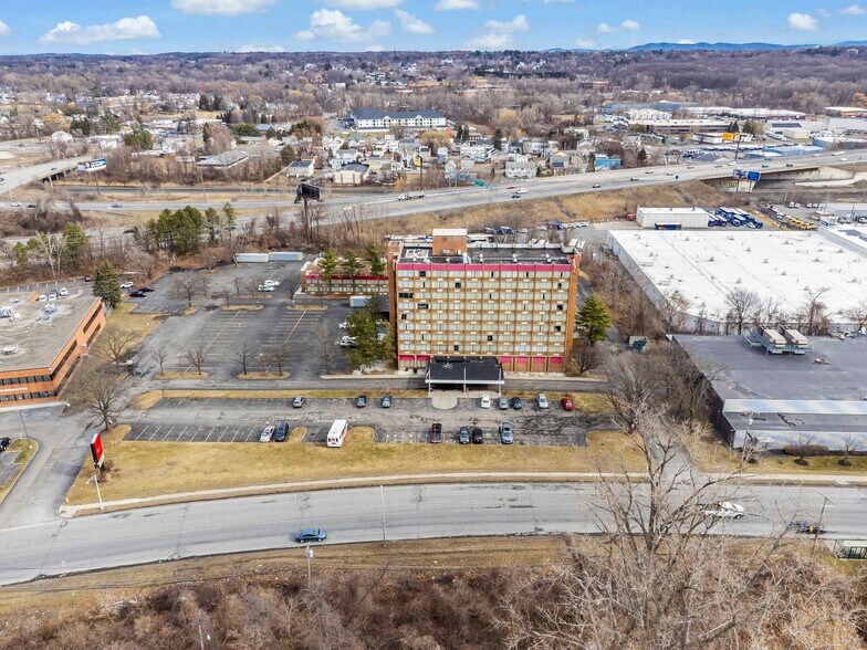 More Photos Of 3 Watervliet Avenue Ext, Albany Hotel For Sale