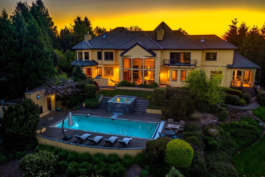 More Photos Of 6220 NW Skyline Blvd, Portland Specialty For Sale