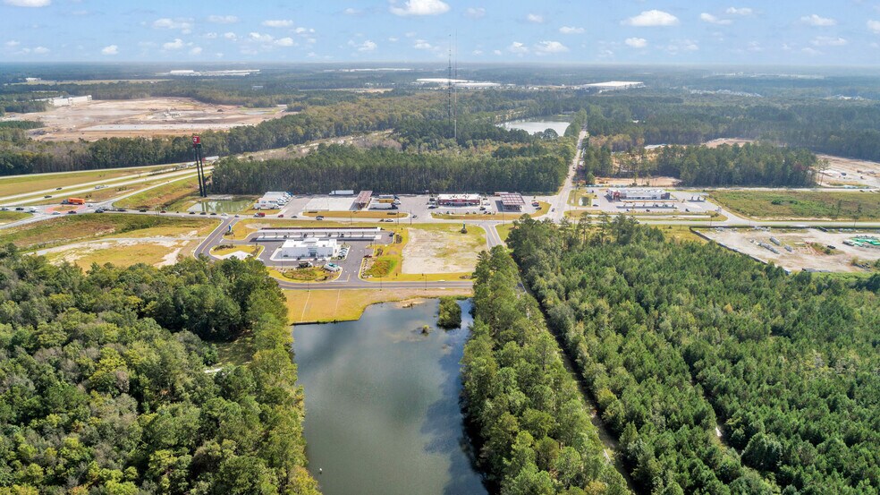 More Photos Of 2905 Little Neck Rd, Bloomingdale Land For Lease