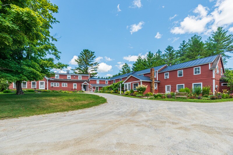 More Photos Of 132 Landgrove Rd, Landgrove Hotel For Sale