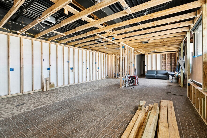 More Photos Of 6241 Westbank Expy, Marrero Restaurant For Sale