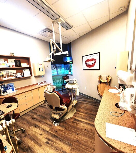 More Photos Of 1 W Dry Creek Cir, Littleton Medical For Lease