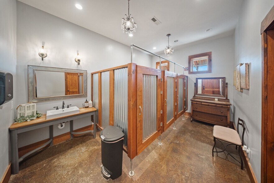 More Photos Of 6572 Burkemont Rd, Morganton Specialty For Sale