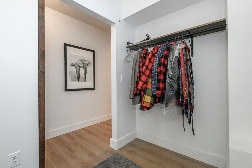 More Photos Of 109 S Lake St, Hustisford Storefront Retail Residential For Sale