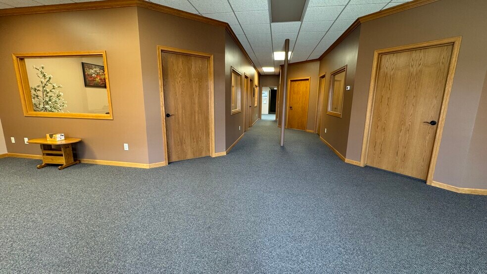 More Photos Of 540 25th Ave N, Saint Cloud Office For Sale