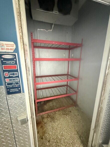 More Photos Of 101 S Federal Hwy, Boynton Beach Apartments For Lease