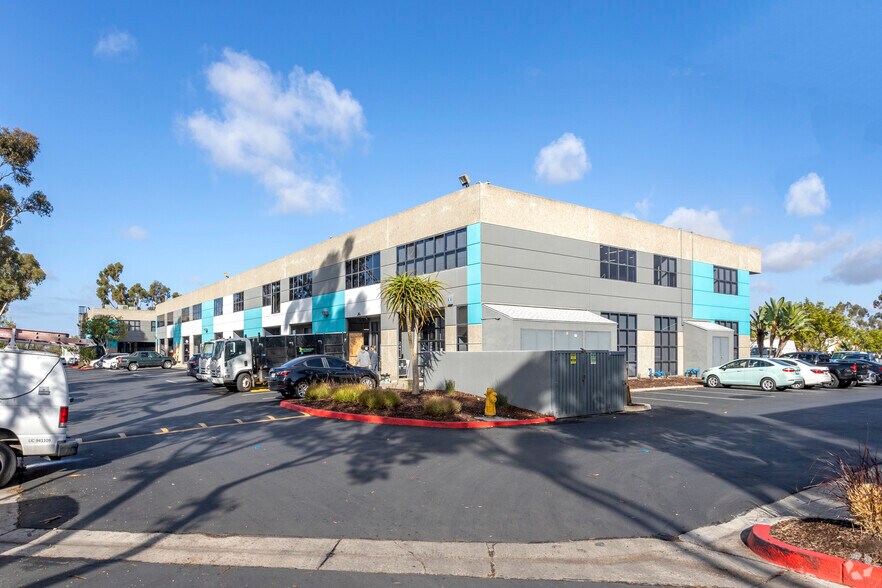 More Photos Of 9520 Padgett St, San Diego Unknown For Lease