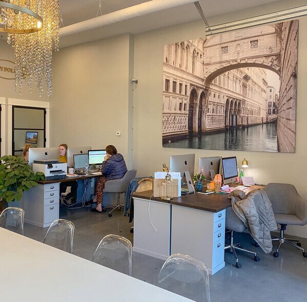 More Photos Of 1050 Neon Forest Cir, Longmont Office Residential For Lease