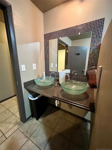 More Photos Of 2710 S Cherokee Dr, Muskogee Religious Facility For Sale