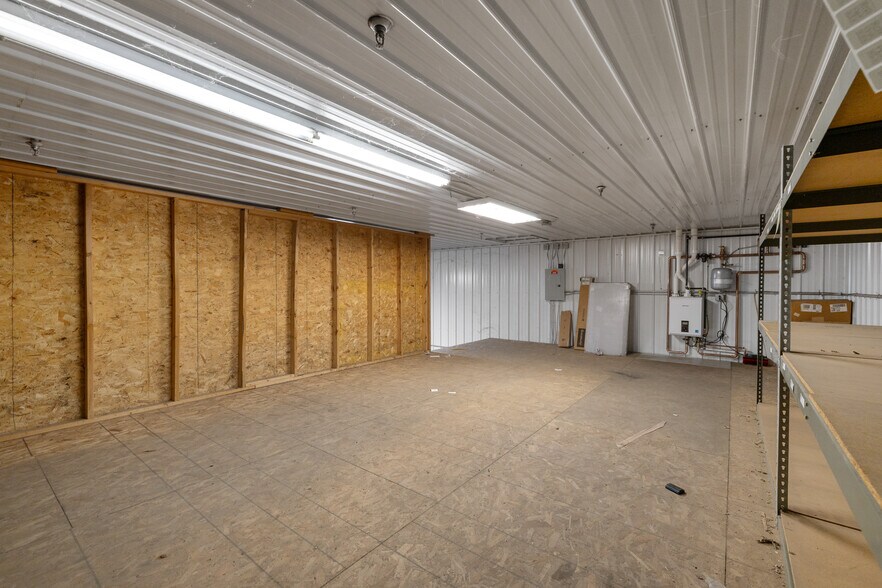 More Photos Of 2340 Taggart Rd, Rapid City Warehouse For Lease