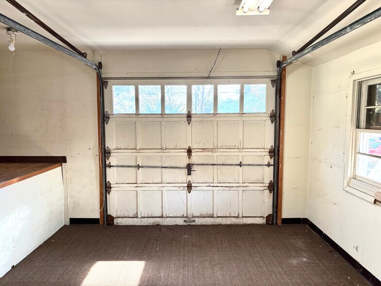 More Photos Of 143 Stony Battery Rd, Landisville Unknown For Lease