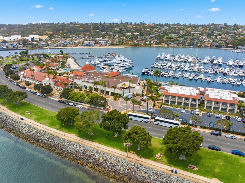 More Photos Of 1551 Shelter Island Dr, San Diego Hotel For Lease