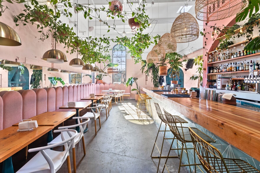 More Photos Of 2703 NE Alberta St, Portland Restaurant For Sale