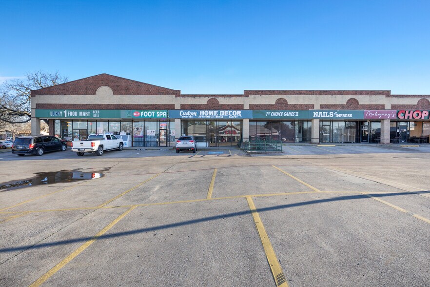 More Photos Of 1700 W Park Row Dr, Arlington Unknown For Lease