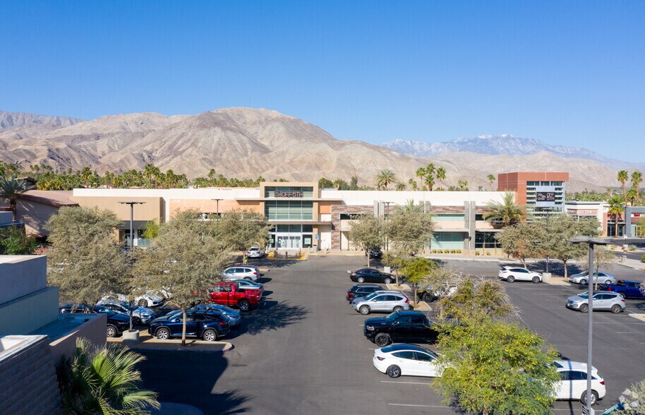 More Photos Of El Paseo @ San Pablo, Palm Desert Unknown For Lease