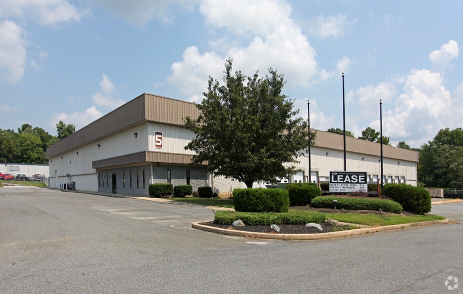 Primary Photo Of 40 Industrial Dr, North East Manufacturing For Lease