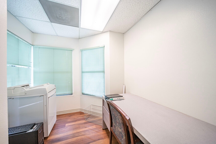 More Photos Of 315 E Route 66, Glendora Healthcare For Lease