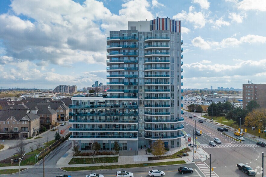 More Photos Of 9471 Yonge St, Richmond Hill Apartments For Sale
