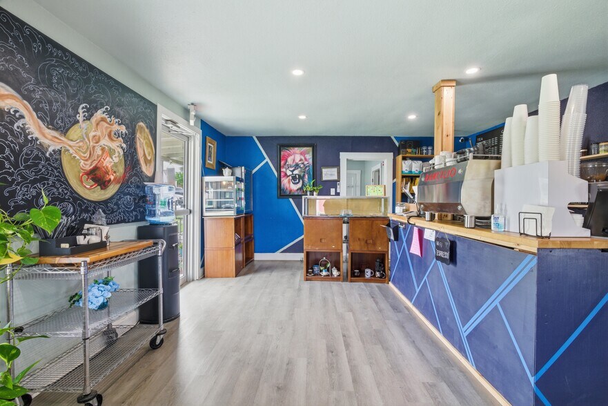 More Photos Of 201 S 31st St, Temple General Retail For Sale