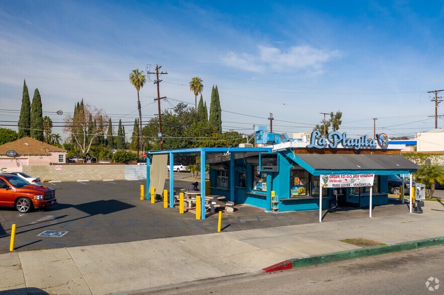 More Photos Of 11025 Atlantic Ave, Lynwood Restaurant For Sale