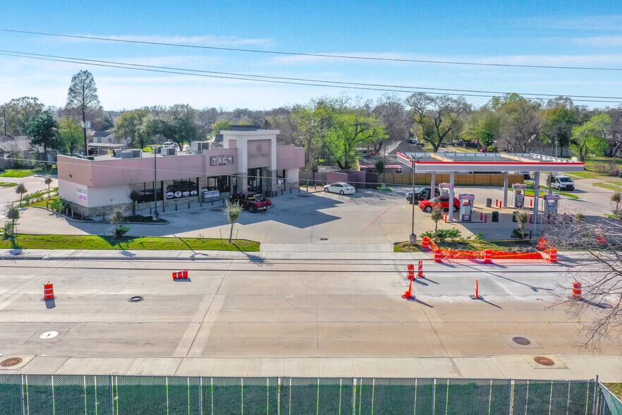 Primary Photo Of 524 Pasadena Blvd, Pasadena General Retail For Sale