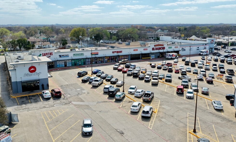 More Photos Of 2248-2314 W Illinois Ave, Dallas General Retail For Lease