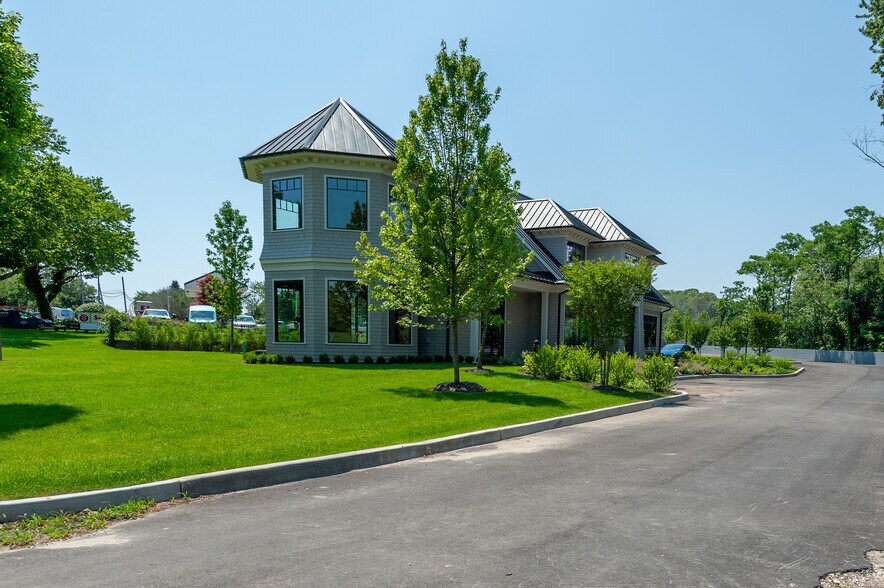 More Photos Of 1164 Montauk hwy, Water Mill Flex For Lease