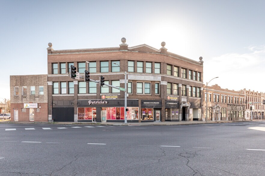 More Photos Of 3550-3552 Gravois Ave, Saint Louis Freestanding For Lease