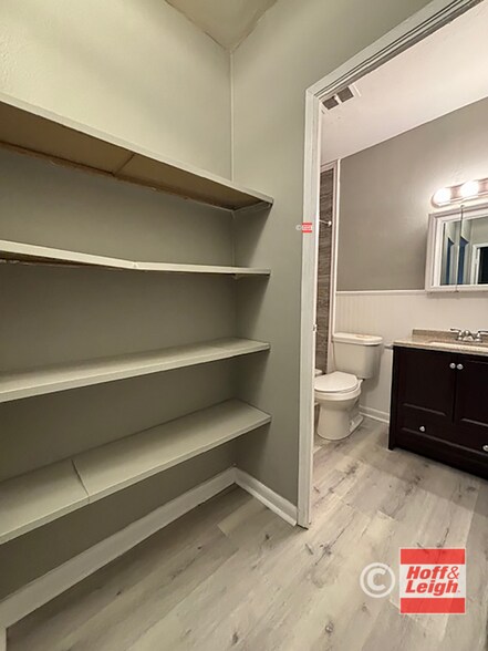 More Photos Of 2323 Newton St, Akron Apartments For Sale