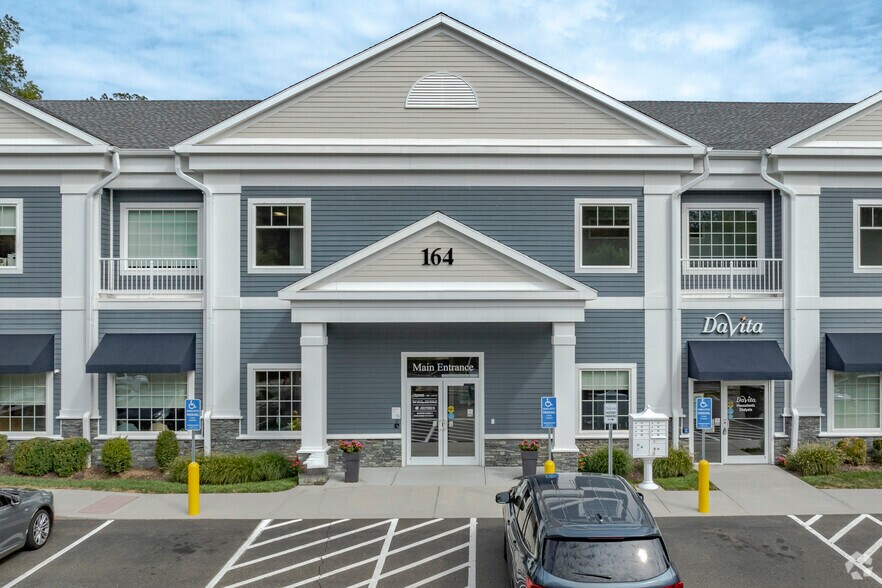 More Photos Of 164 Mount Pleasant Rd, Newtown Medical For Lease