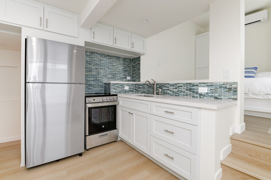 More Photos Of 2633 Ocean St, Carlsbad Apartments For Sale