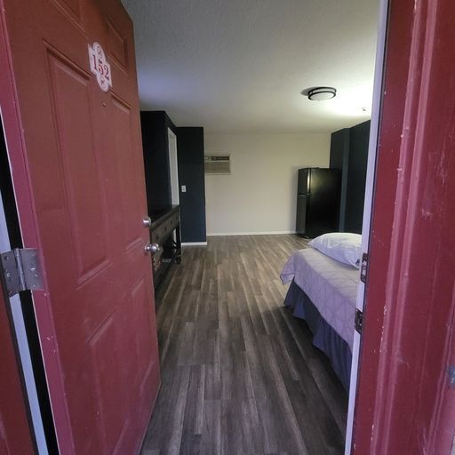 More Photos Of 1901 Rose Ave, Burlington Hotel For Sale