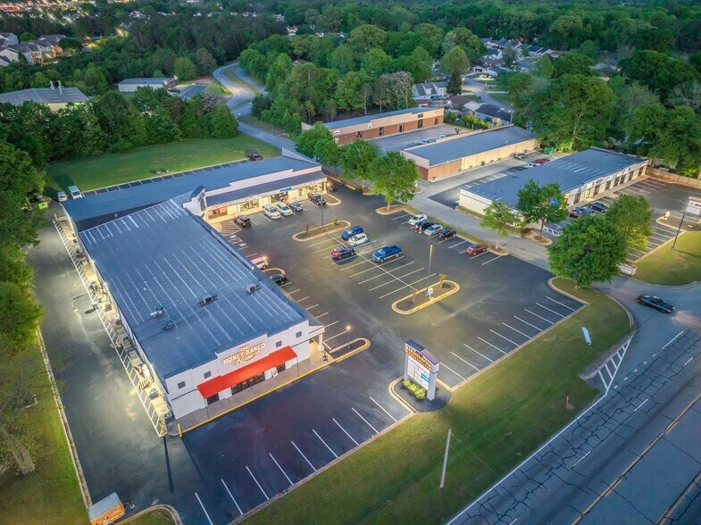 More Photos Of 150 S Houston Lake Rd, Warner Robins Storefront For Sale