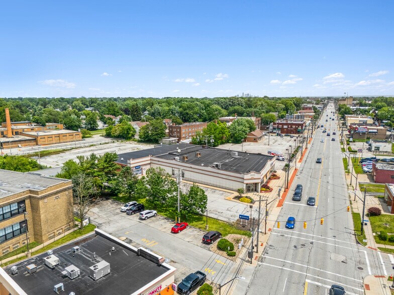 More Photos Of 16100 Lorain Ave, Cleveland General Retail For Lease