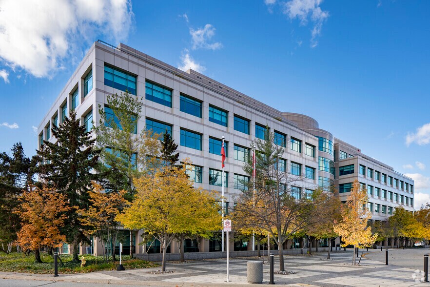 More Photos Of 5150 Spectrum Way, Mississauga Office For Lease