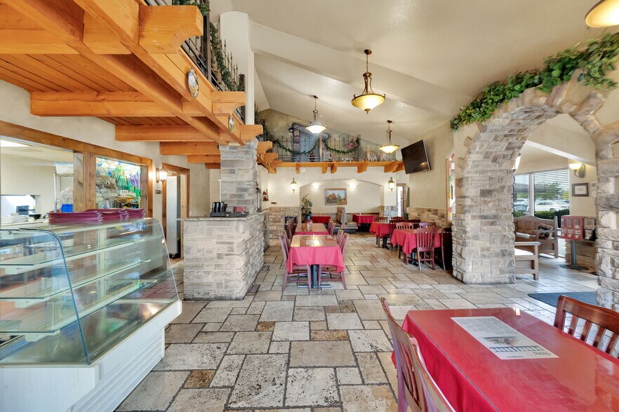 More Photos Of 340 E 1200 S, Orem Restaurant For Sale