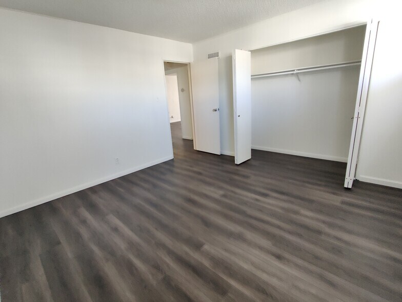 More Photos Of 350 Wonder St, Reno Apartments For Sale
