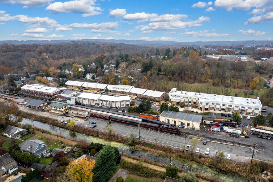 More Photos Of 500-580 Union Square Dr, New Hope Office For Lease