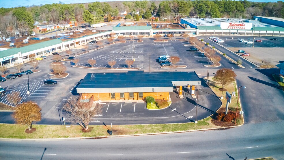 More Photos Of 1963 S Crater Rd, Petersburg Bank For Sale