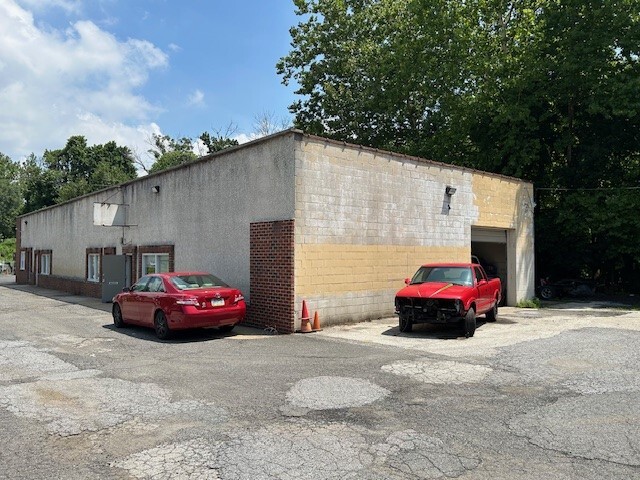 More Photos Of 2-4 Front St, Upland Warehouse For Sale