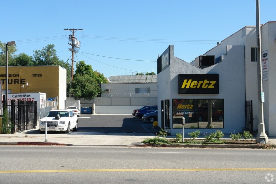 Primary Photo Of 13119 Ventura Blvd, Studio City Land For Lease