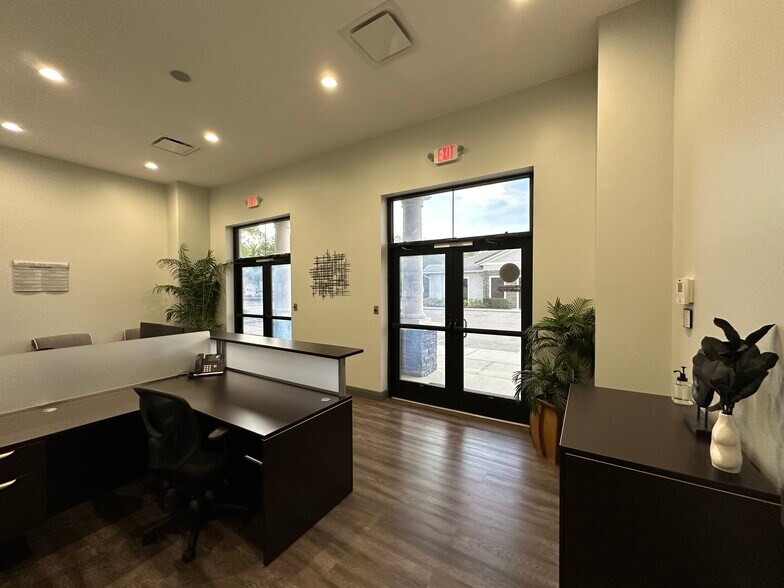 More Photos Of 952 International Pky, Lake Mary Office For Sale