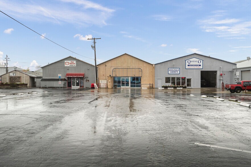 Primary Photo Of 642 Quarry Rd, San Carlos Warehouse For Lease