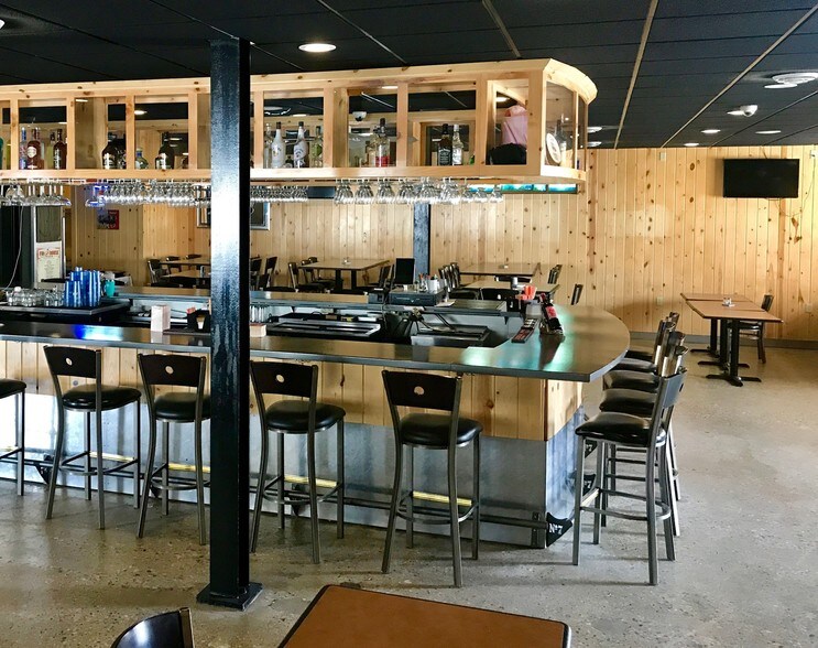 More Photos Of 402 4th Ave, Wilmont Bar For Sale