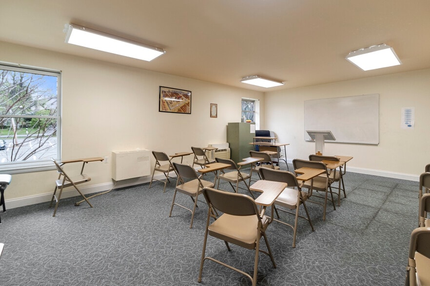 More Photos Of 5001 Backlick Rd, Annandale Religious Facility For Sale