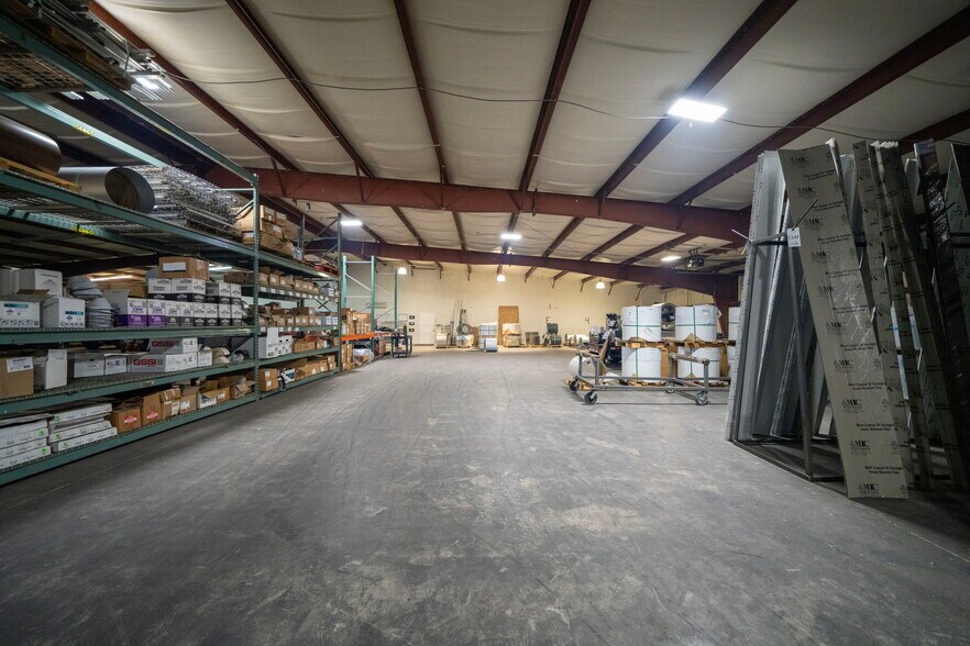 More Photos Of 25451 Fortran Dr, Punta Gorda Warehouse For Sale