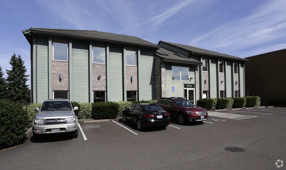 More Photos Of 14000-14020 SE Johnson Rd, Oak Grove Office For Lease